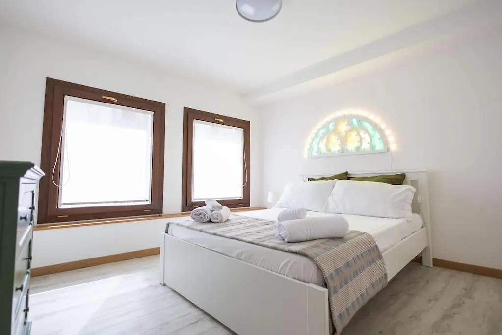 Iflat Corte Seralcadi Palermo Italy