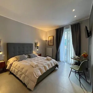 Dimora San Gregorio Luxury Pensión